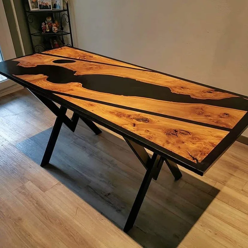Table époxy sur mesure bois noir