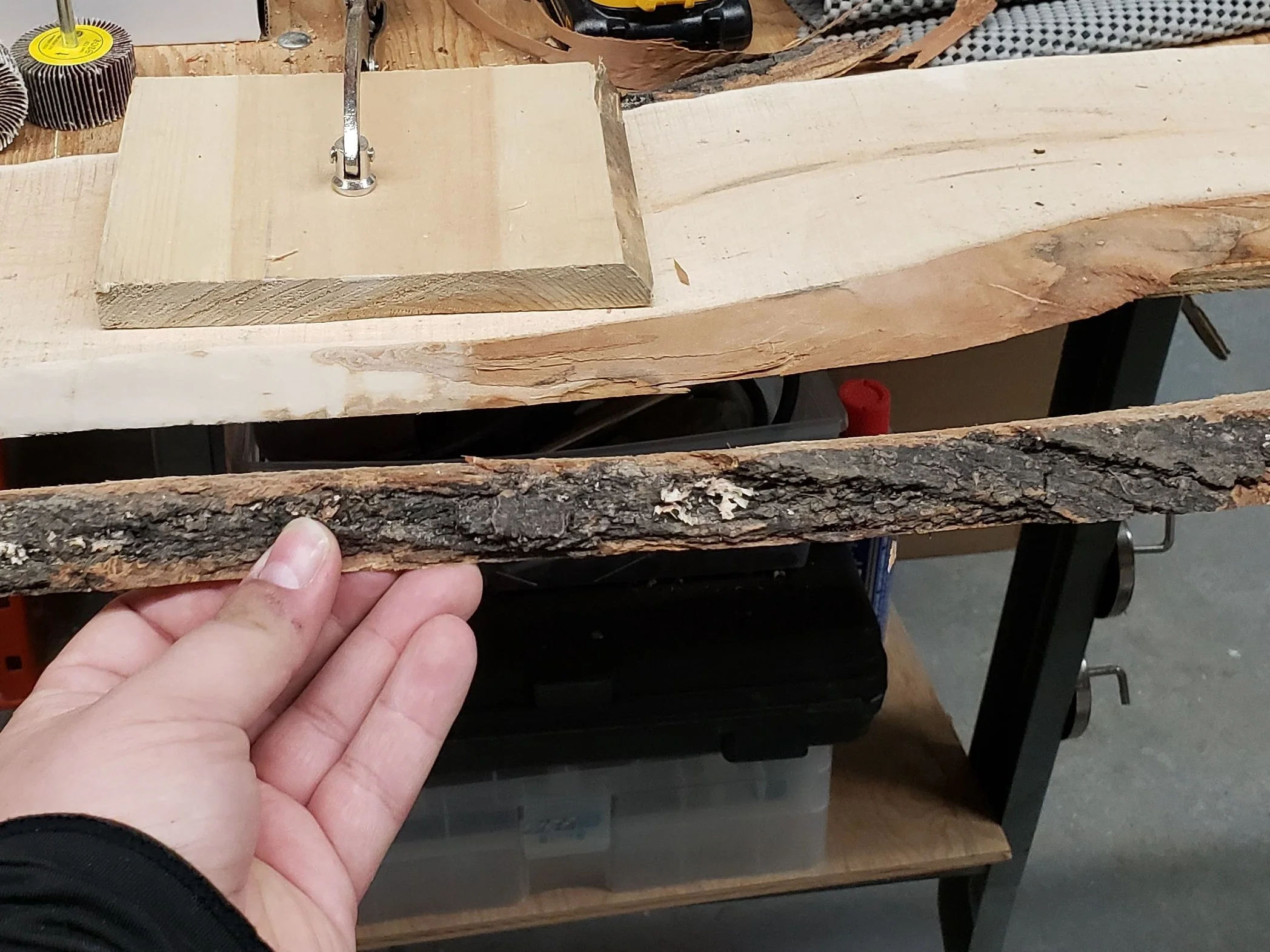 quel bois pour fabriquer une table époxy